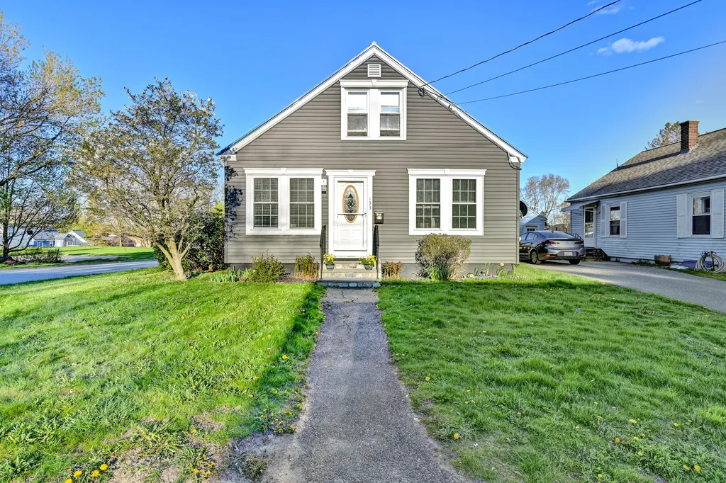 133 Carver Street Waterville ME 04901
