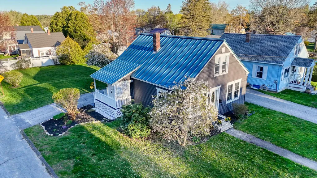 133 Carver Street Waterville ME 04901