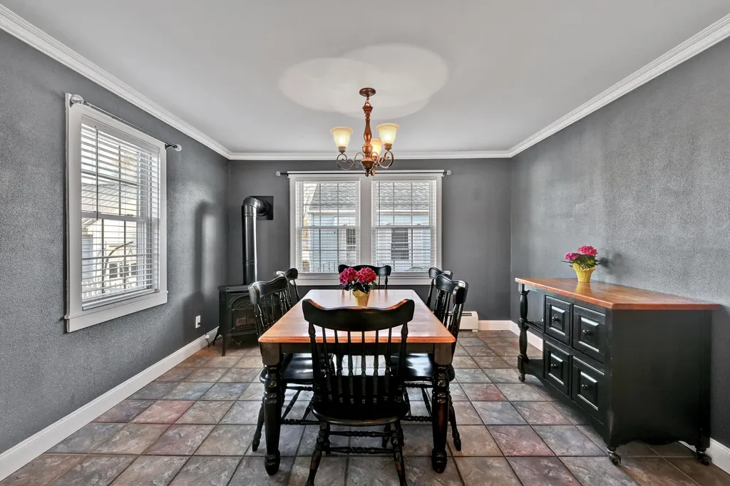 133 Carver Street Waterville ME 04901