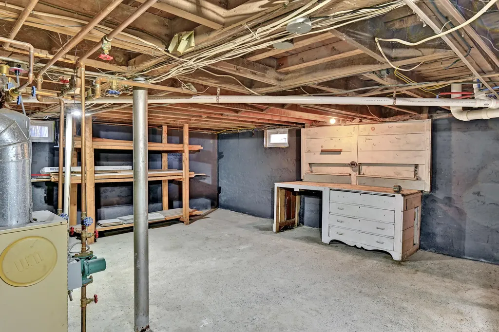 133 Carver Street Waterville ME 04901