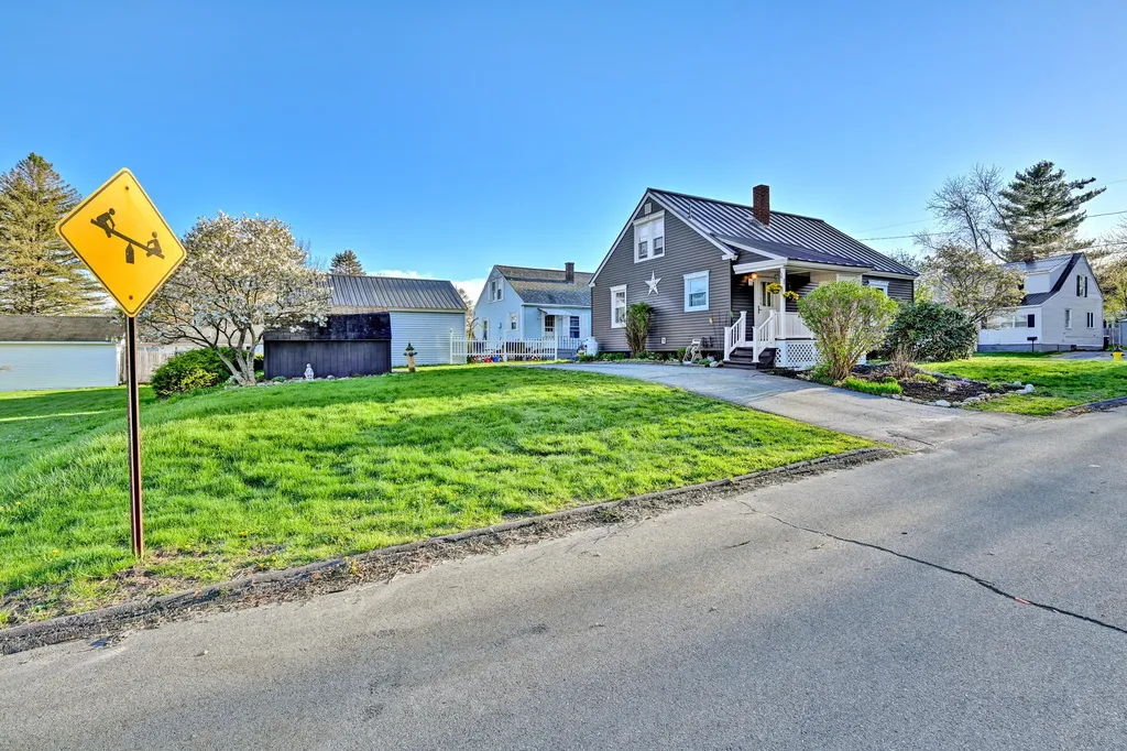 133 Carver Street Waterville ME 04901