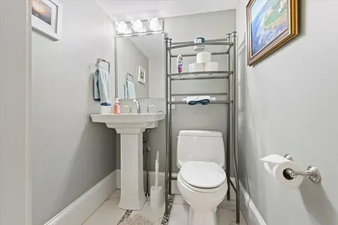 123 Webster Avenue Bangor ME 04401