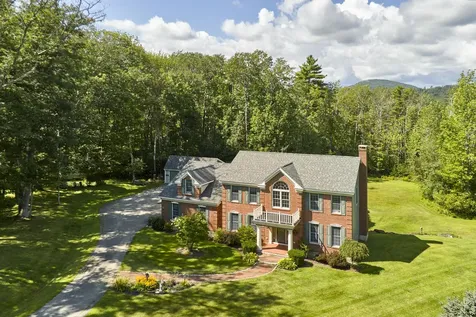 17 Ledgewood Drive Rockport ME 04856