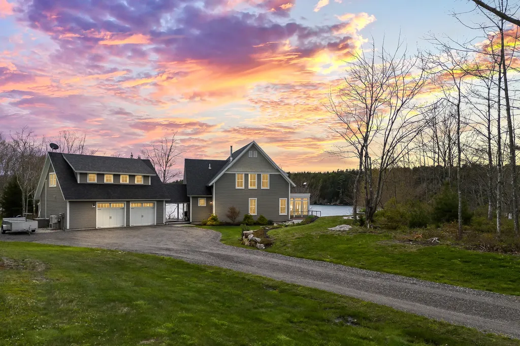 40 Bartlett Drive Phippsburg ME 04562