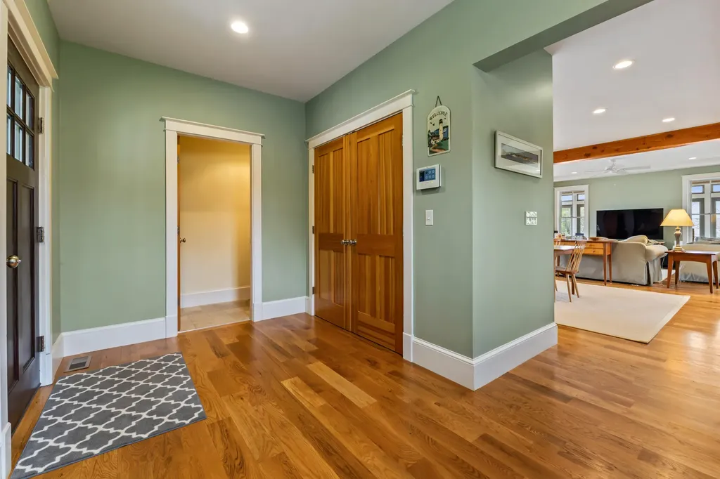 40 Bartlett Drive Phippsburg ME 04562