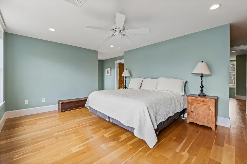 40 Bartlett Drive Phippsburg ME 04562