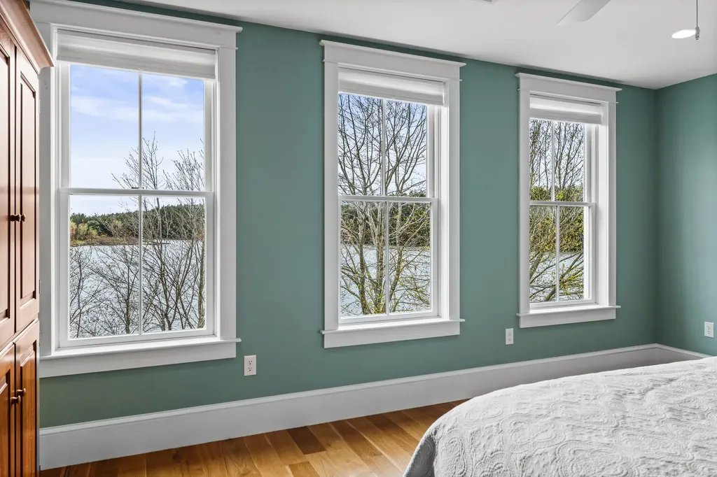 40 Bartlett Drive Phippsburg ME 04562