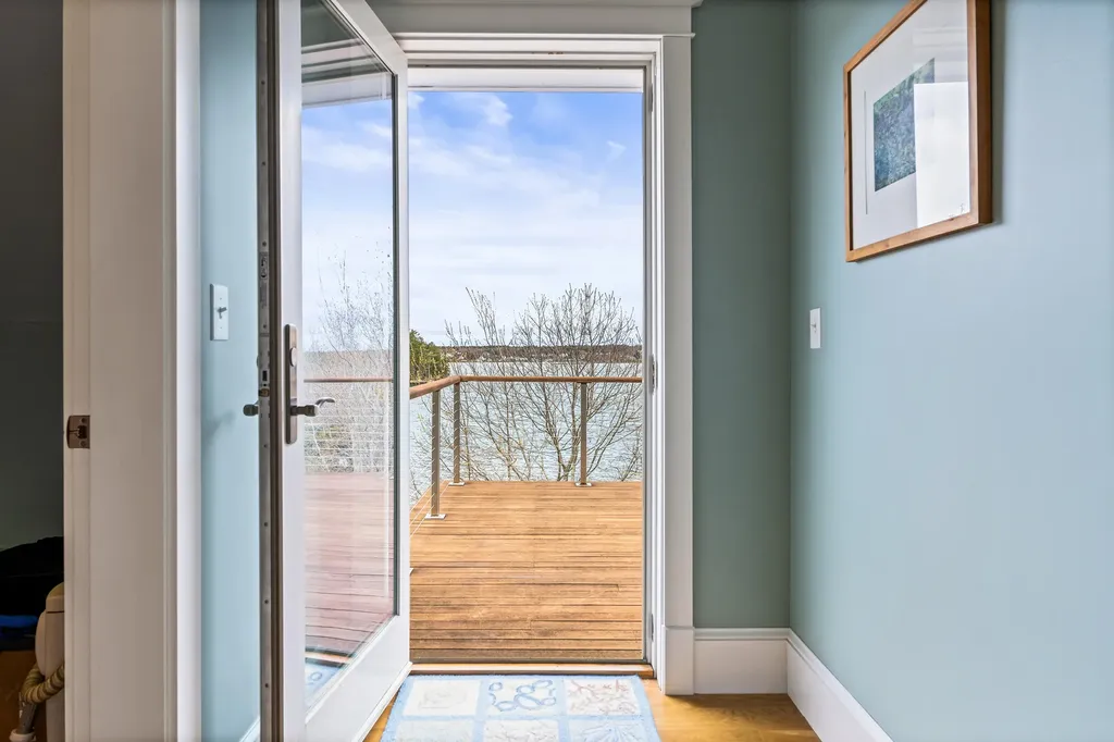 40 Bartlett Drive Phippsburg ME 04562