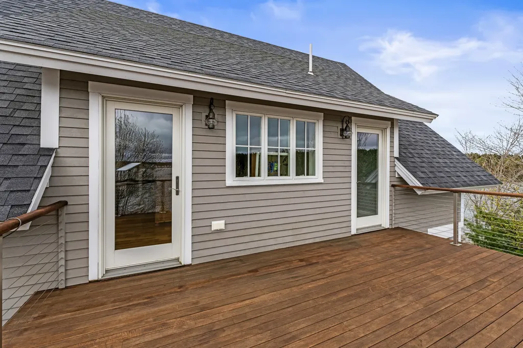 40 Bartlett Drive Phippsburg ME 04562