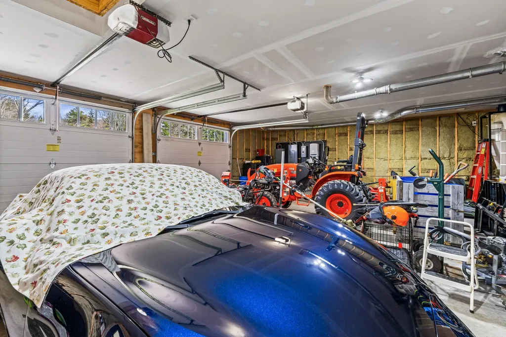 40 Bartlett Drive Phippsburg ME 04562
