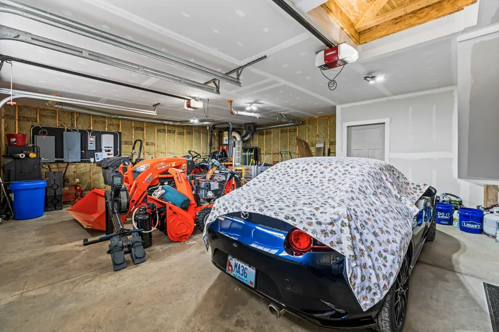 40 Bartlett Drive Phippsburg ME 04562