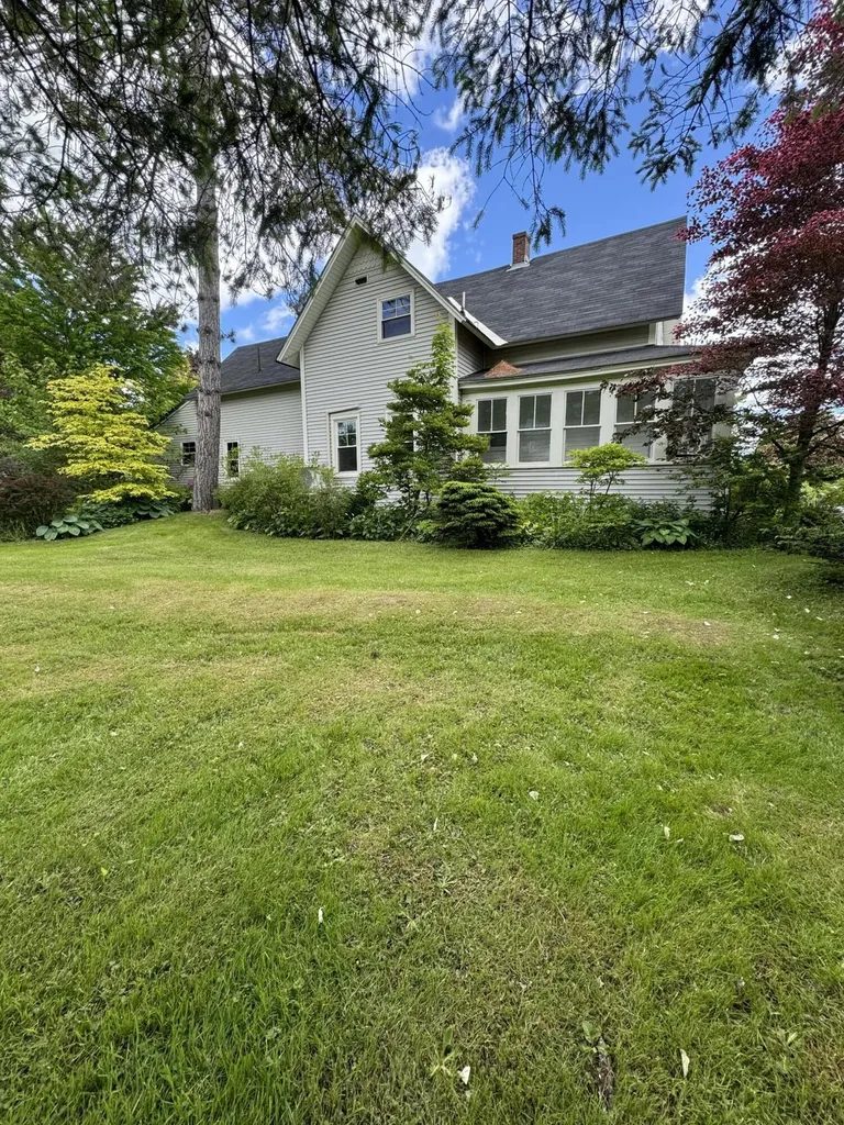 339 Somerset Avenue Pittsfield ME 04967