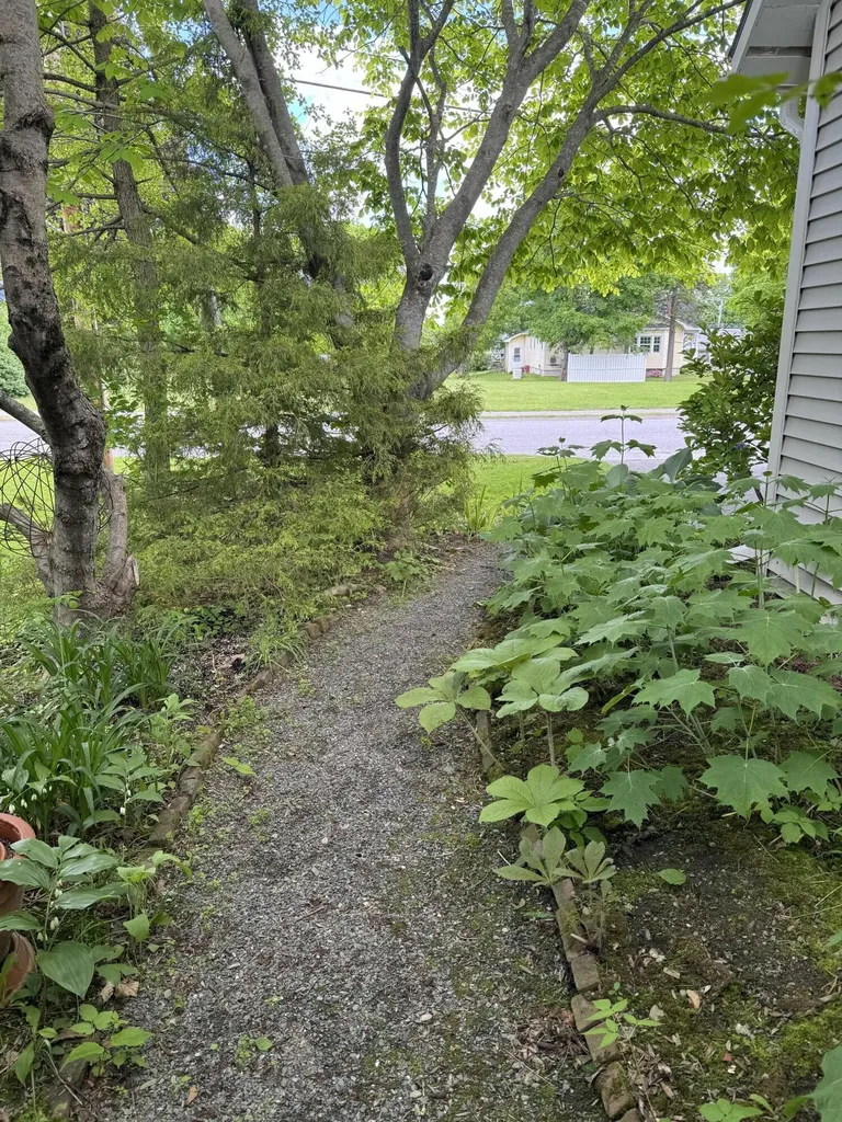 339 Somerset Avenue Pittsfield ME 04967