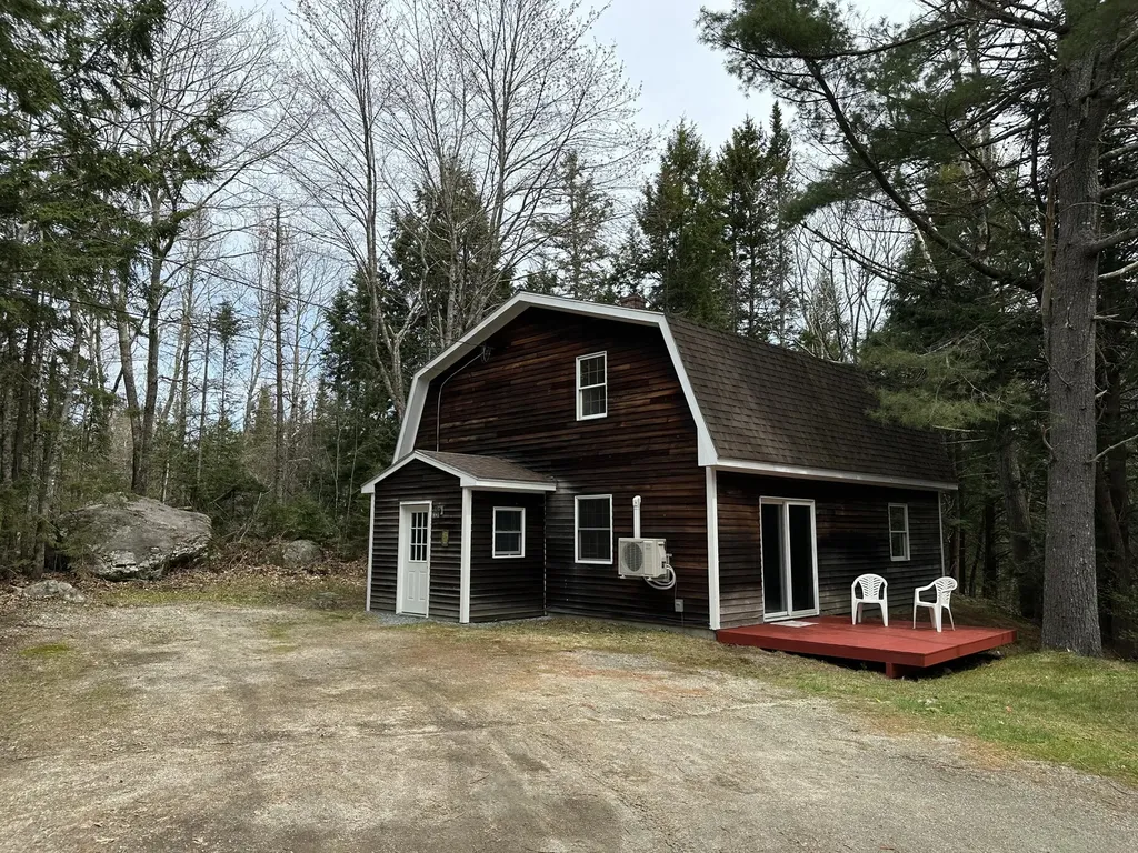 15 Eastbrook Road Franklin ME 04634