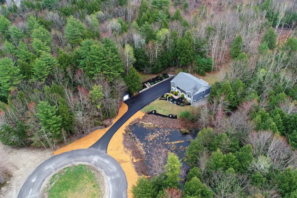 53 Stag Hollow Greene ME 04236