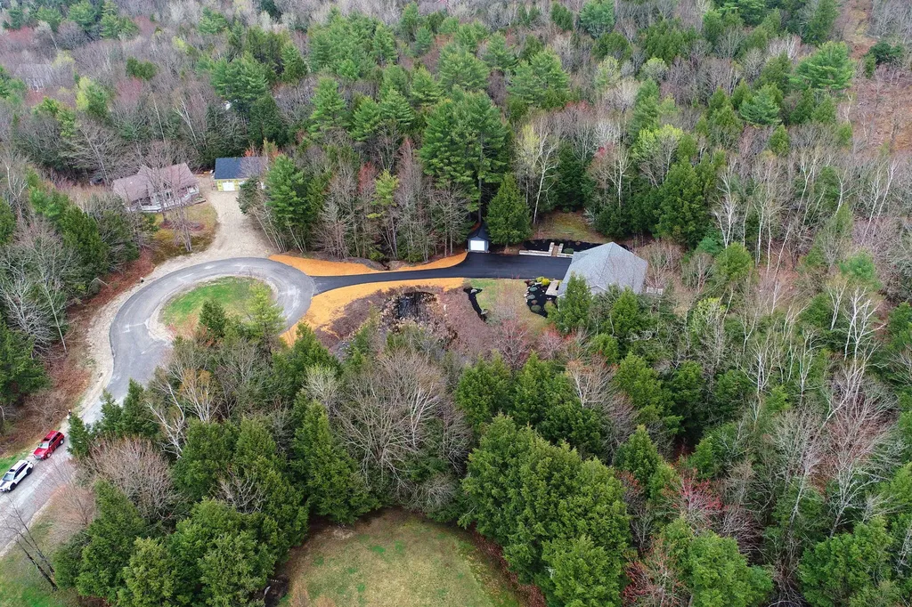 53 Stag Hollow Greene ME 04236