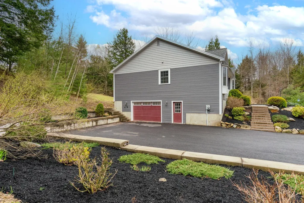 53 Stag Hollow Greene ME 04236