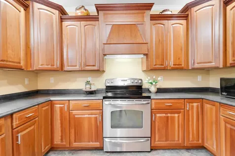 53 Stag Hollow Greene ME 04236