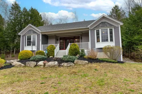 53 Stag Hollow Greene ME 04236