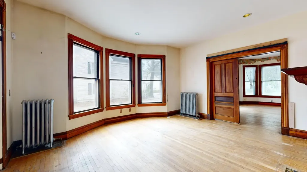 90 High Street Auburn ME 04210