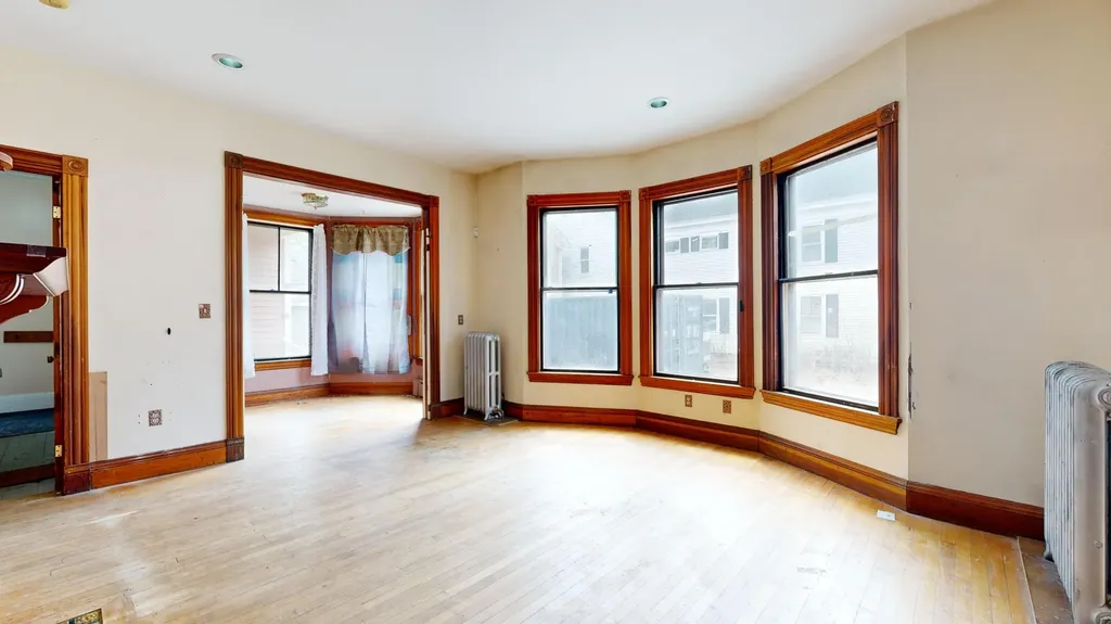 90 High Street Auburn ME 04210
