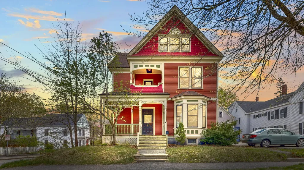 90 High Street Auburn ME 04210