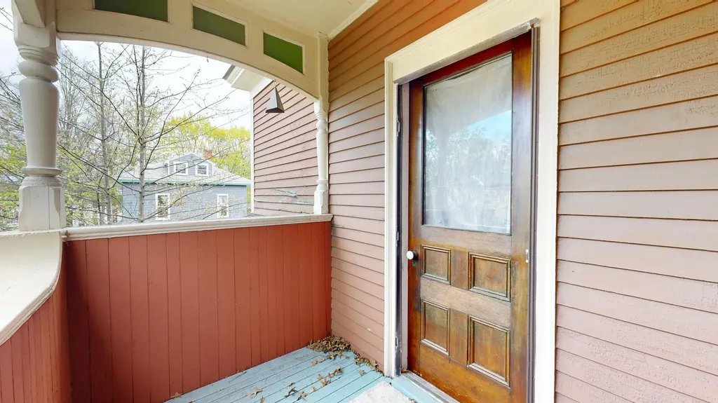 90 High Street Auburn ME 04210