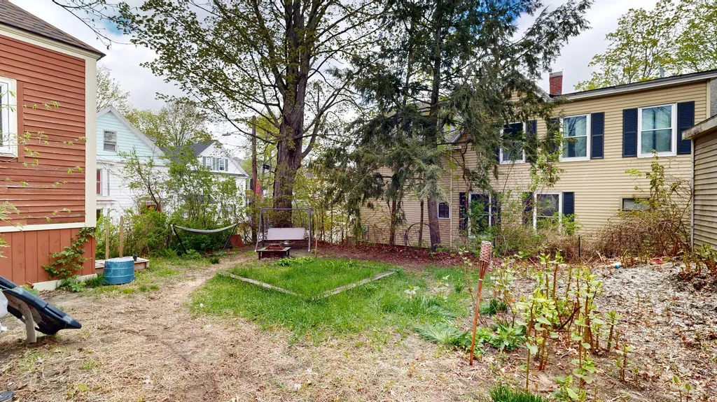 90 High Street Auburn ME 04210