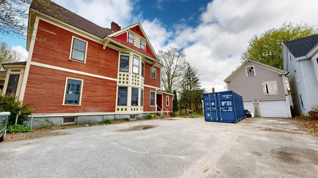 90 High Street Auburn ME 04210