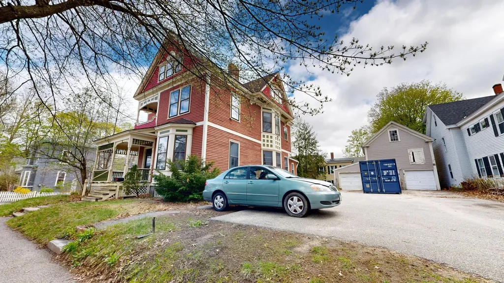 90 High Street Auburn ME 04210