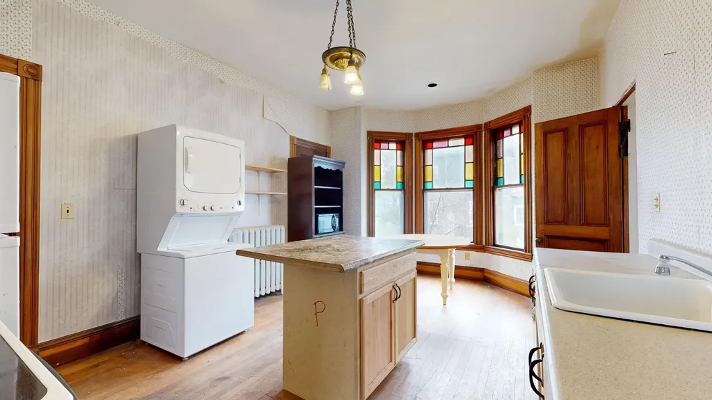 90 High Street Auburn ME 04210