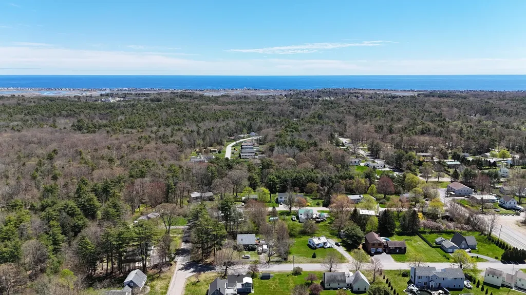 41 Robinson Road Wells ME 04090