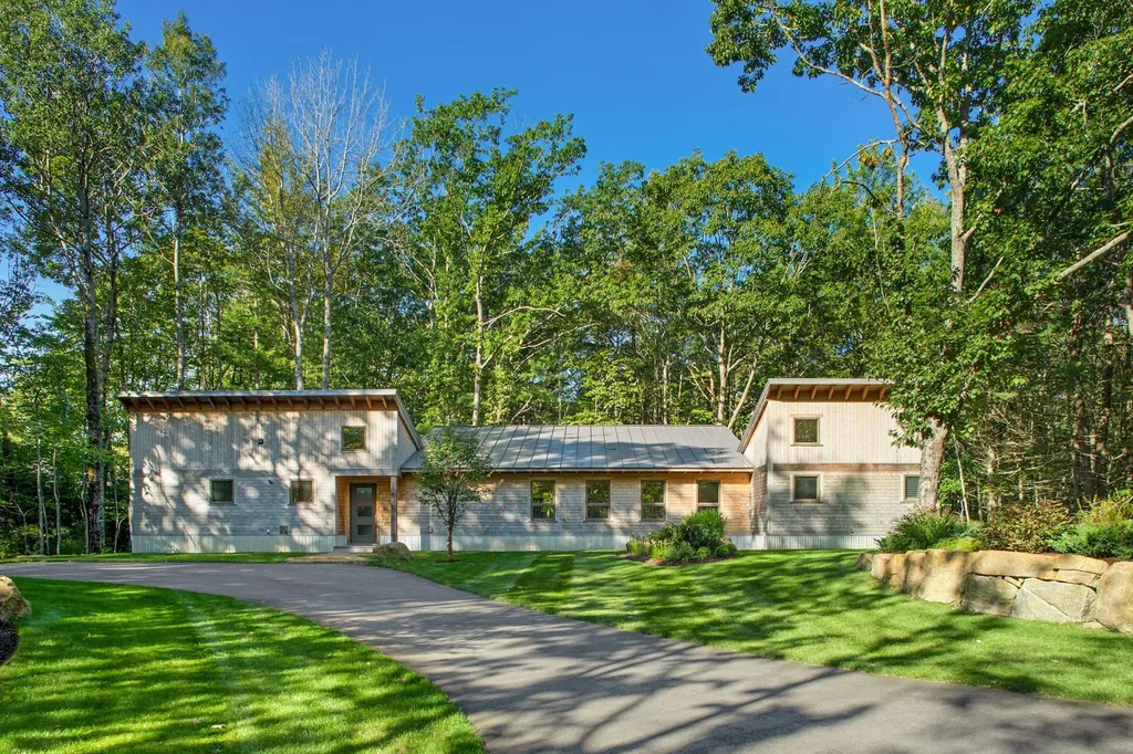 6 Reynolds Lane Kennebunkport ME 04046
