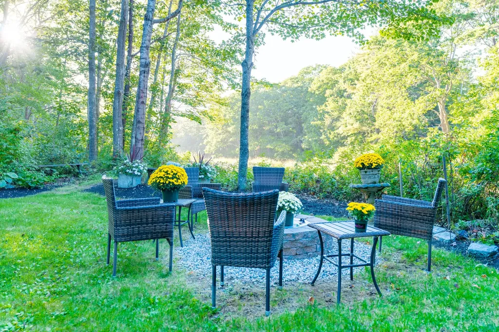 8 New Biddeford Road Kennebunkport ME 04046