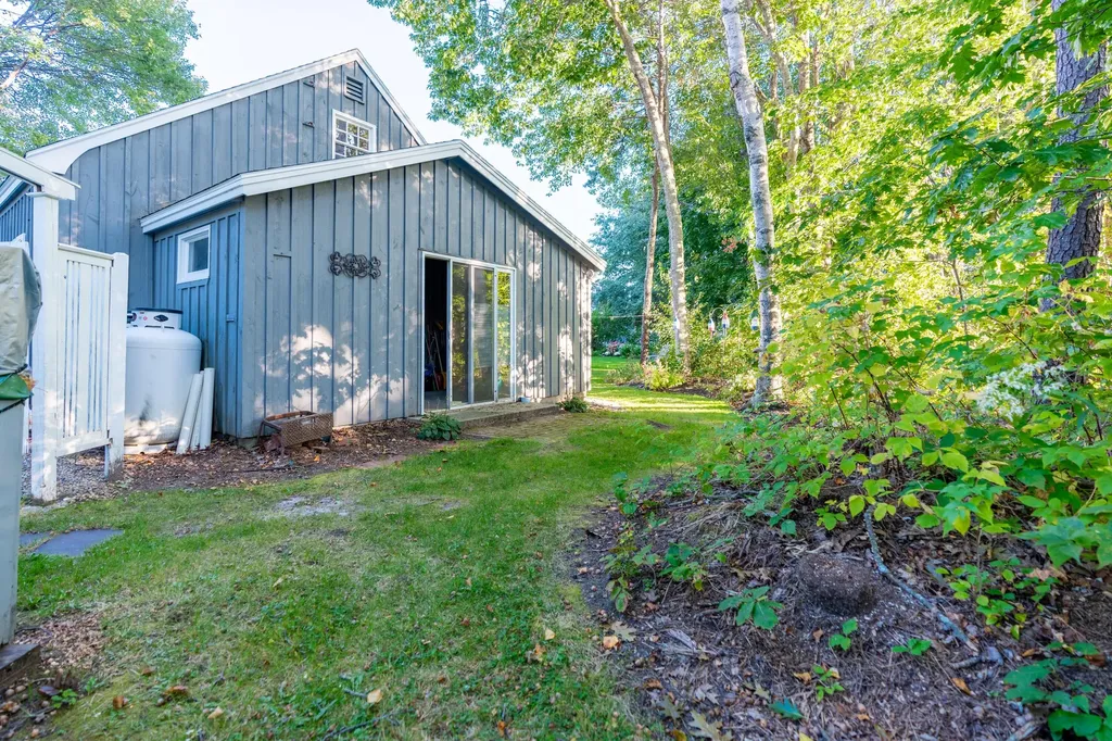 8 New Biddeford Road Kennebunkport ME 04046