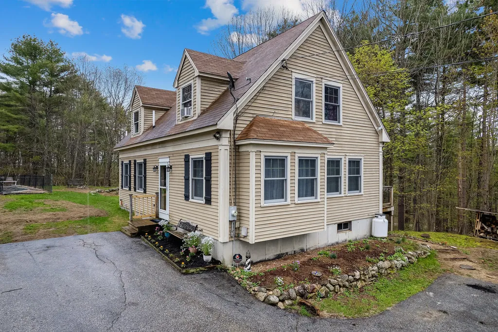 120 Totten Road Gray ME 04039
