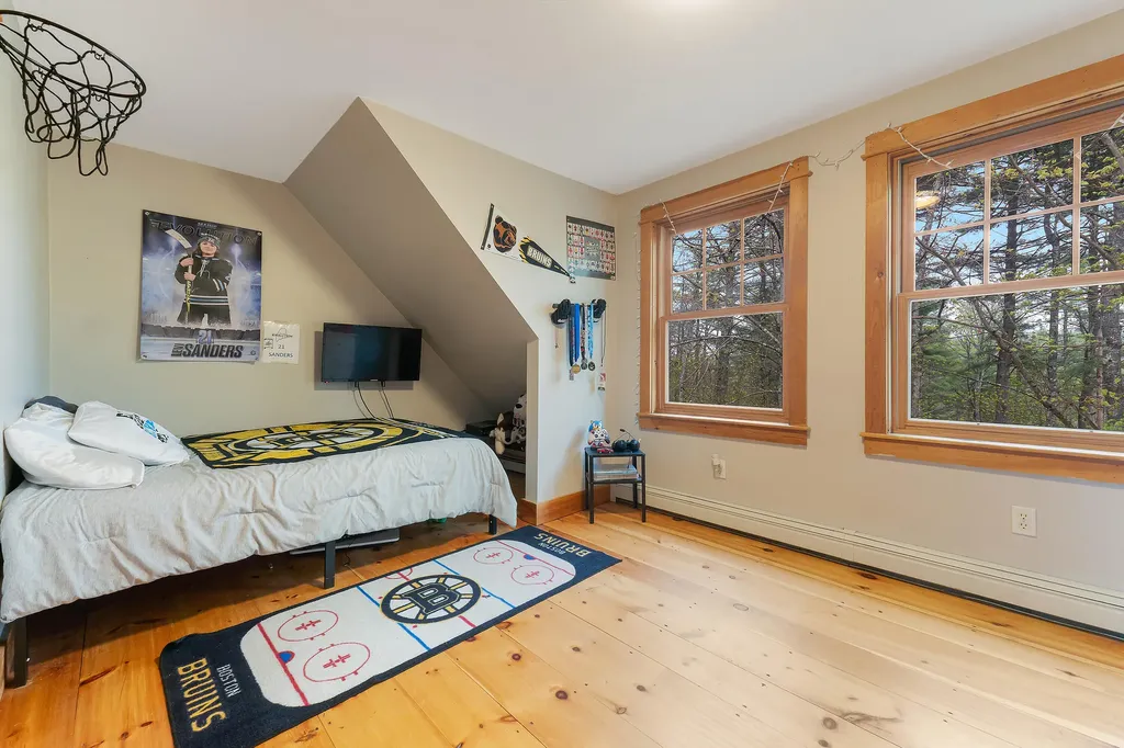 120 Totten Road Gray ME 04039