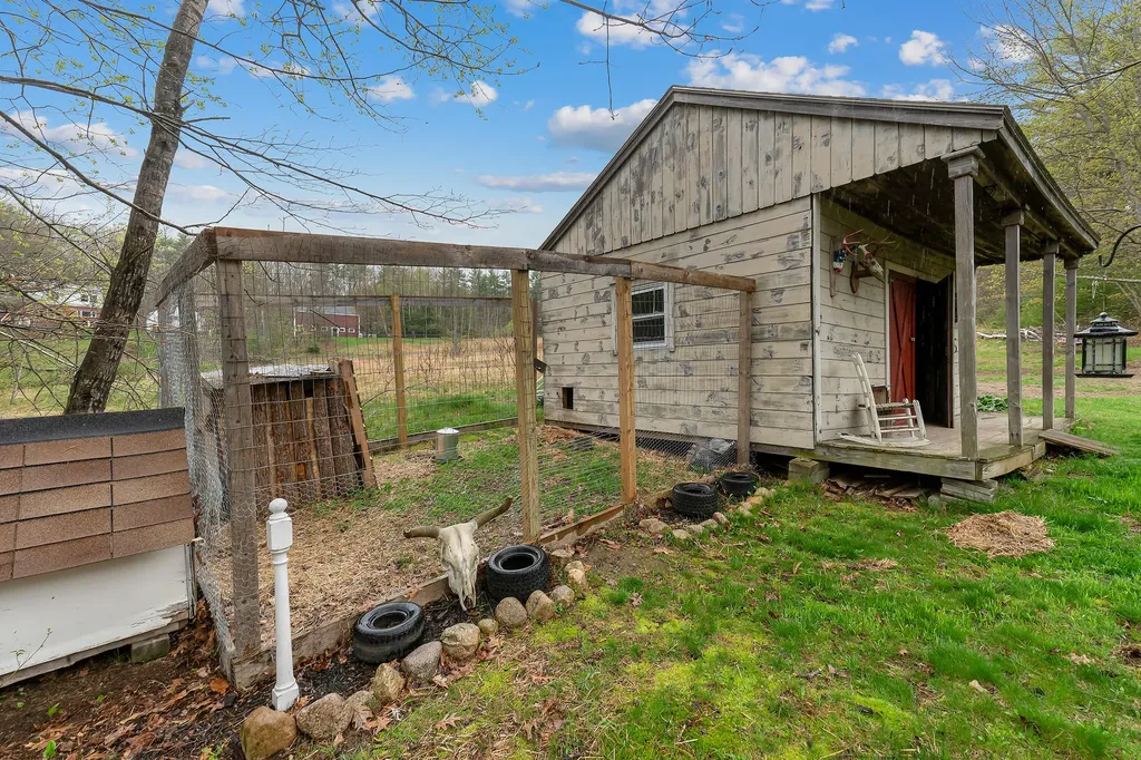 120 Totten Road Gray ME 04039