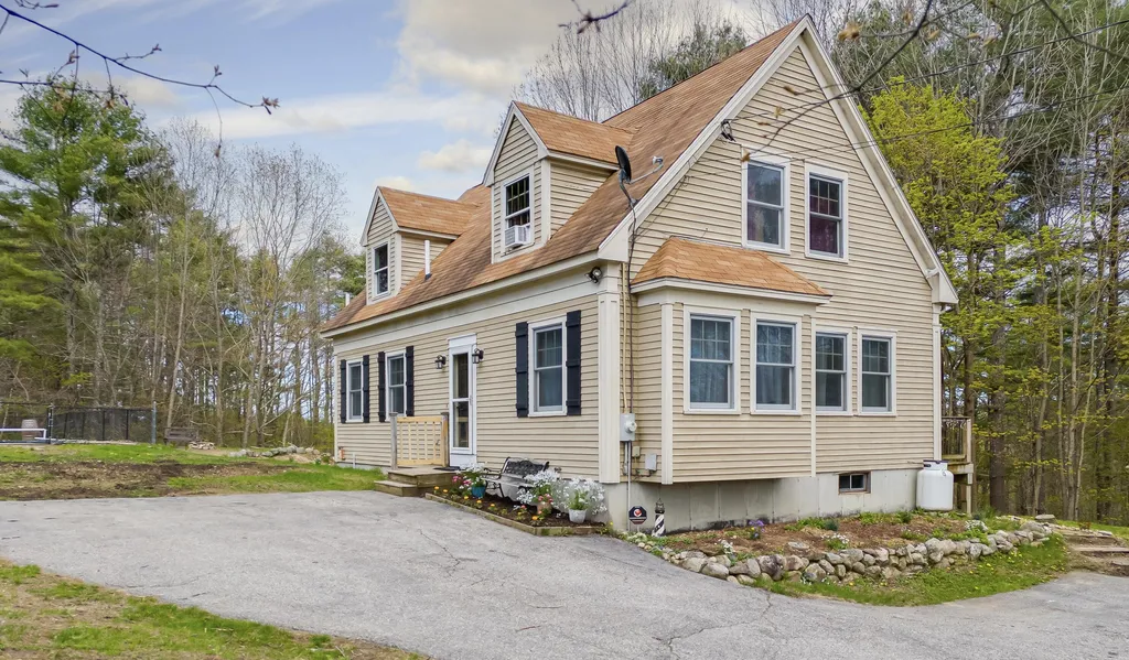 120 Totten Road Gray ME 04039