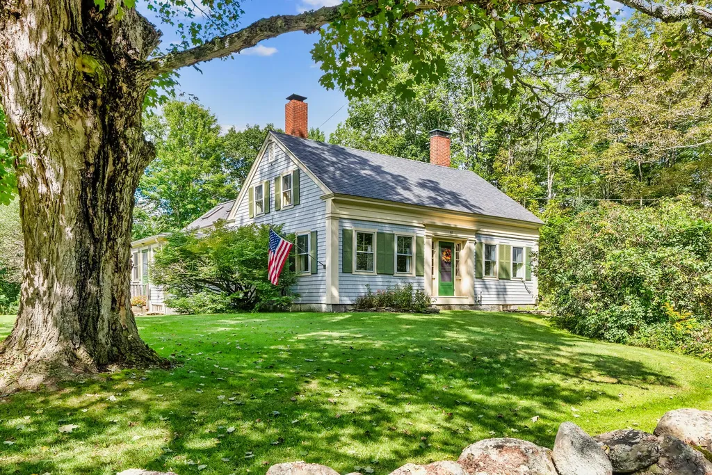 102 Linscott Road Jefferson ME 04348