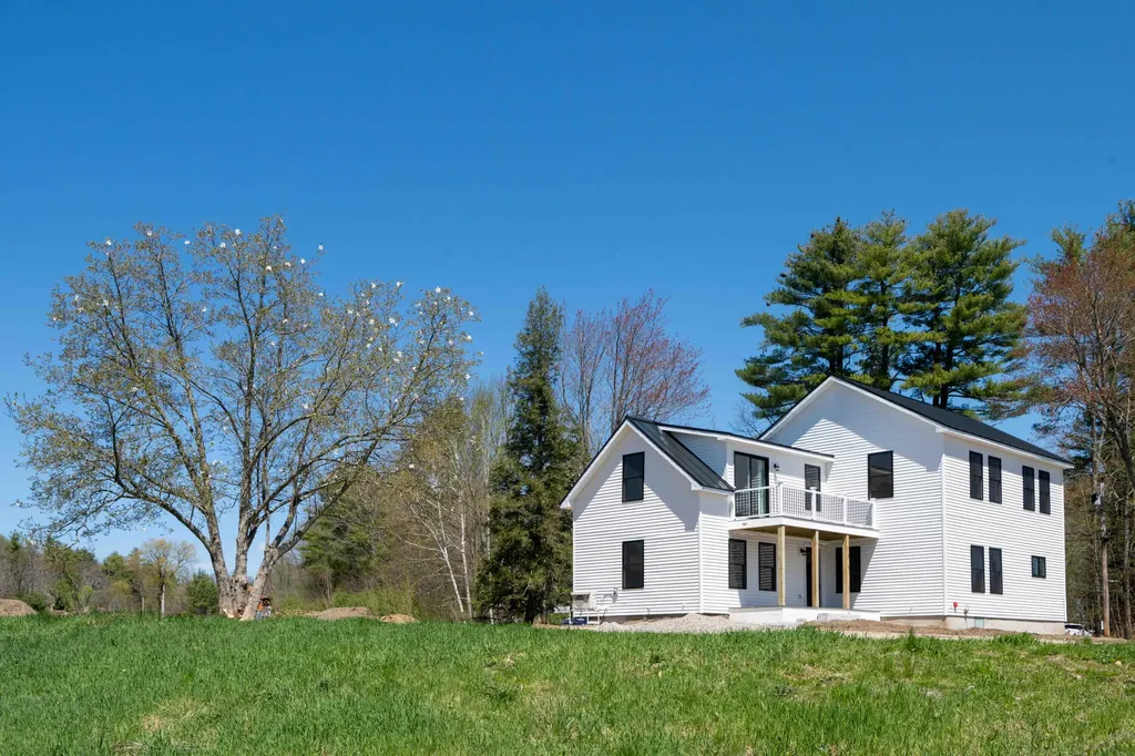 36 Middle Jam Road Gorham ME 04038
