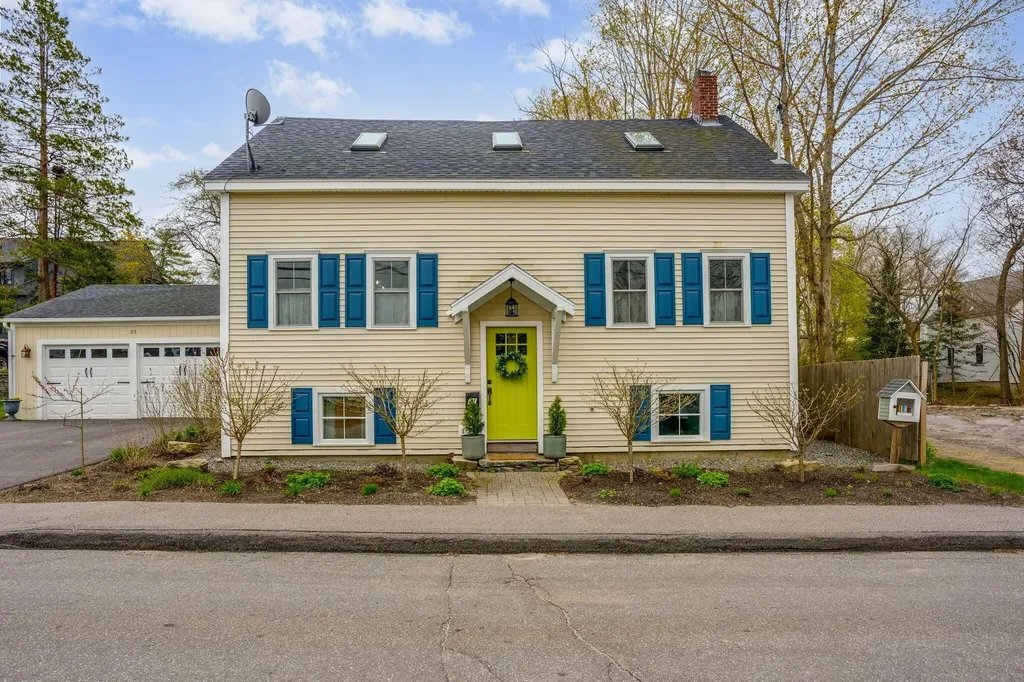 21 Noble Street Brunswick ME 04011