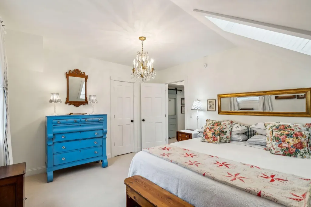 21 Noble Street Brunswick ME 04011