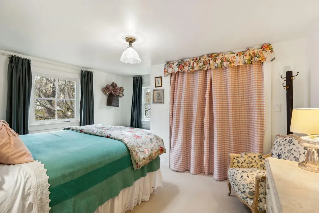 21 Noble Street Brunswick ME 04011