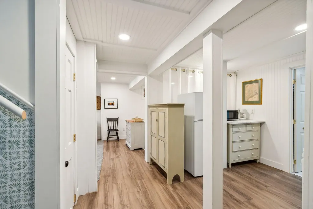 21 Noble Street Brunswick ME 04011