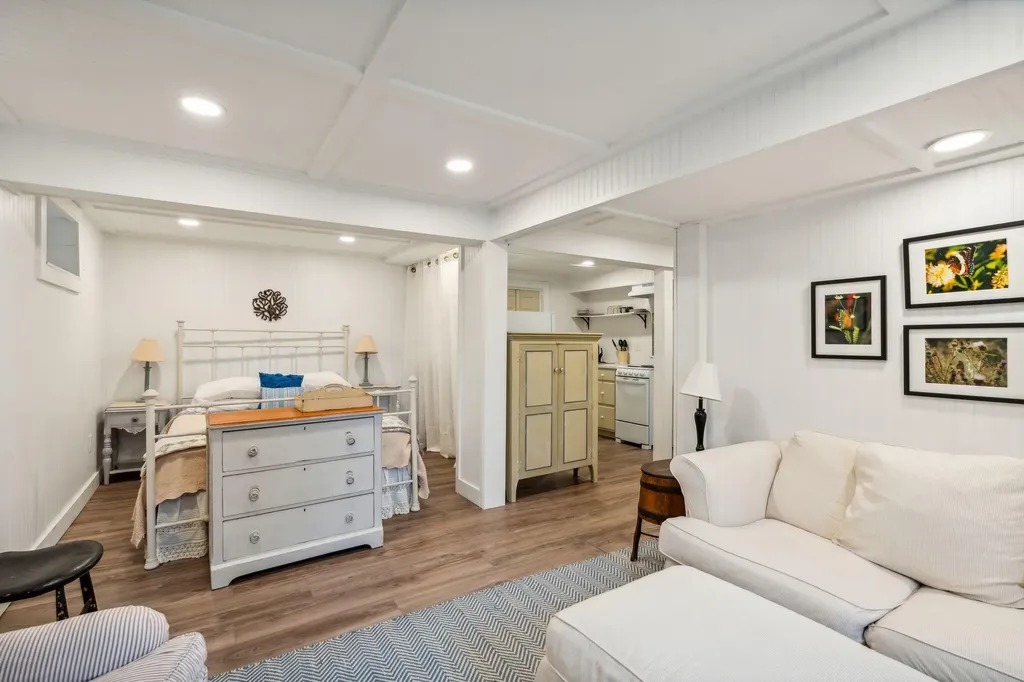 21 Noble Street Brunswick ME 04011