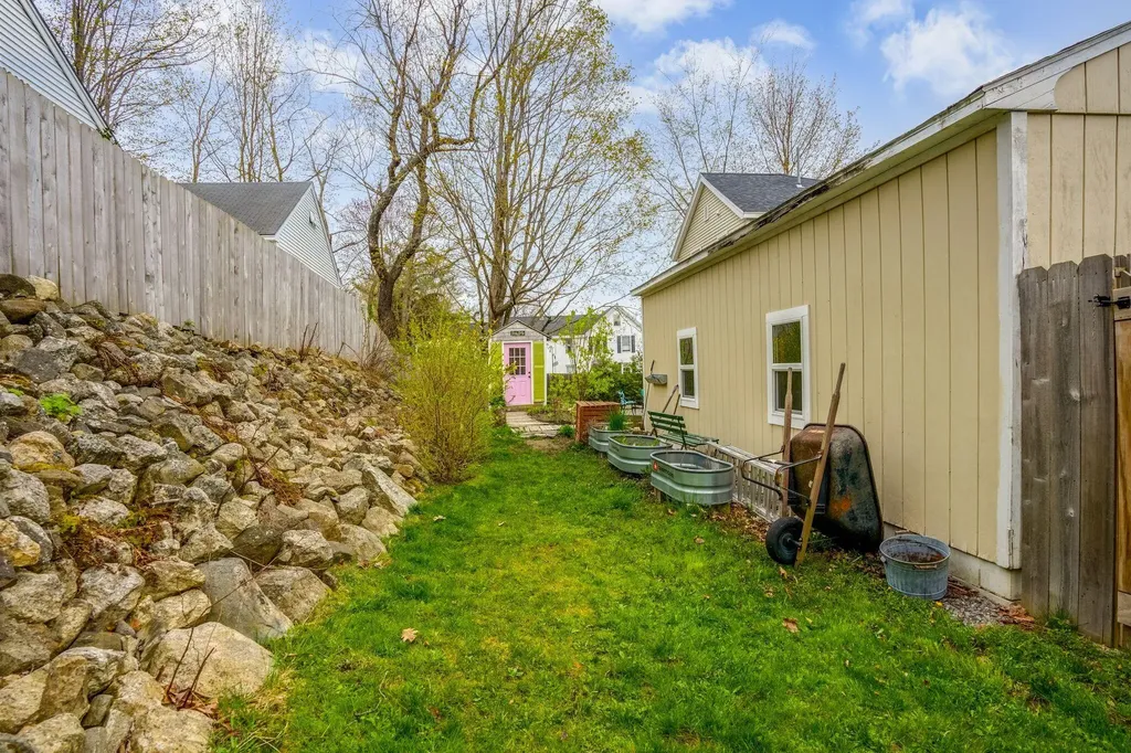 21 Noble Street Brunswick ME 04011