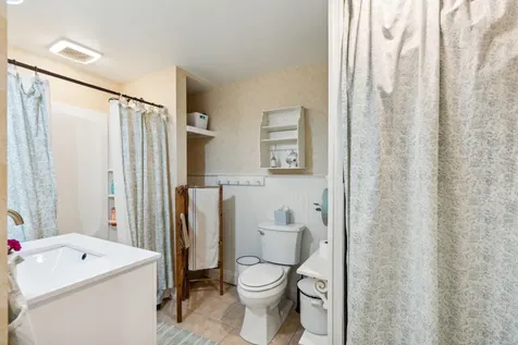 21 Noble Street Brunswick ME 04011