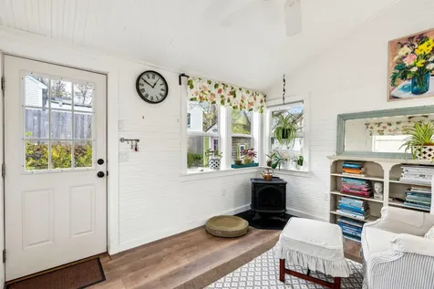 21 Noble Street Brunswick ME 04011