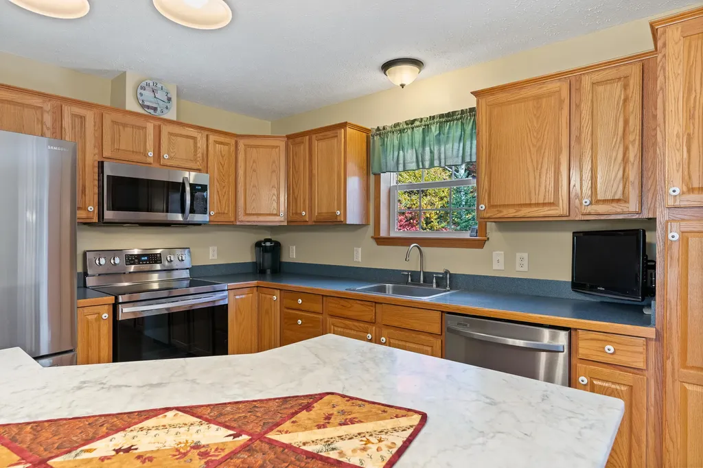 881 Main Street Sandy River Plt ME 04970